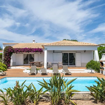 Casa Garrod - Spacious Family Ferienhaus