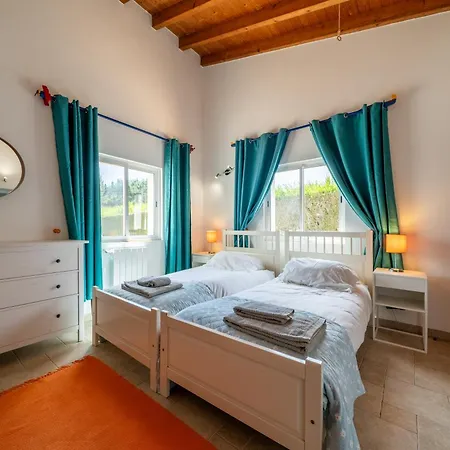 Casa Garrod - Spacious Family Ferienhaus Aljezur