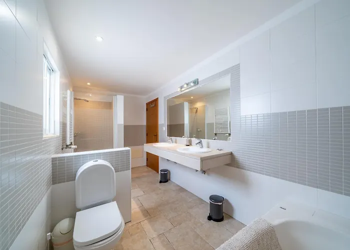 בית נופש Casa Garrod - Spacious Family *