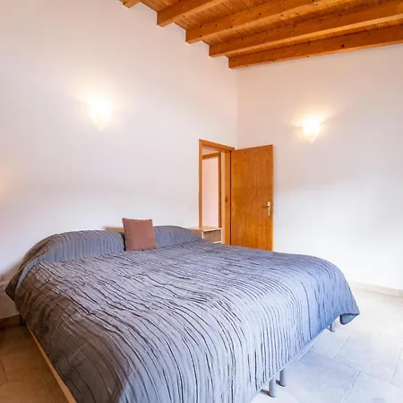 Semesterbostad Casa Garrod - Spacious Family *