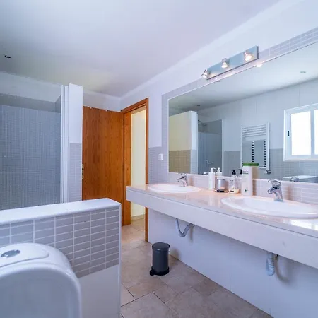 Semesterbostad Casa Garrod - Spacious Family Aljezur